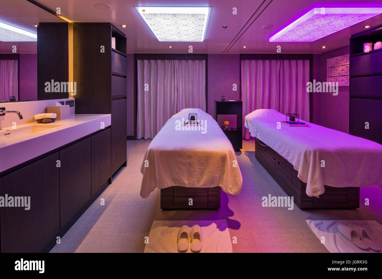 Treatment Room Genting Dream Cruise Ship Na China