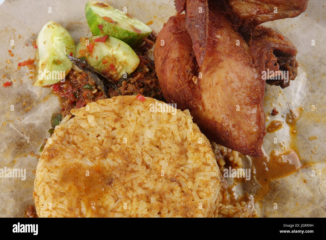 Traditional steam rice with curry and fried chicken Stock Photo Alamy