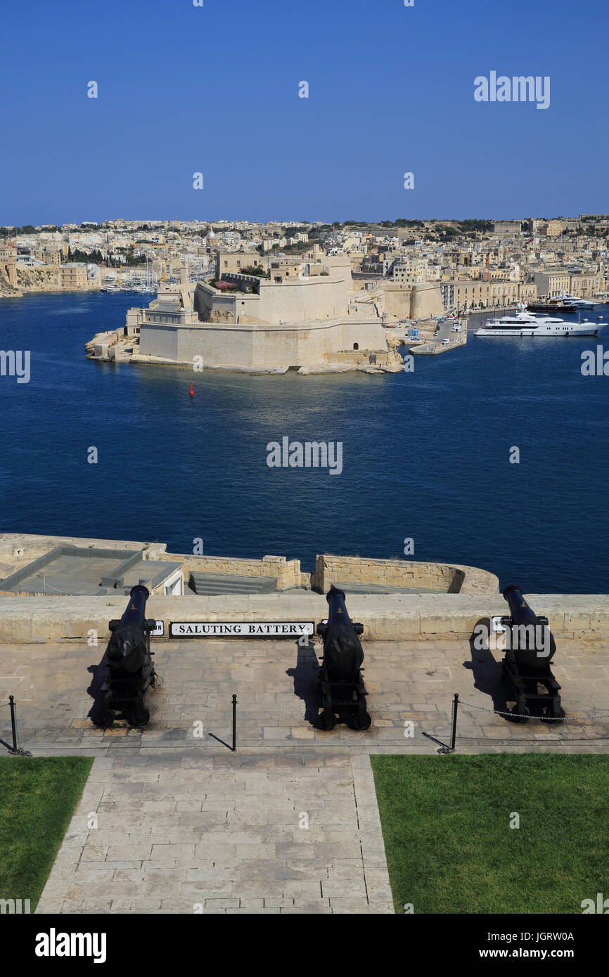 The Saluting Battery, with the Three Cities beyond, in Valletta, Malta Stock Photo