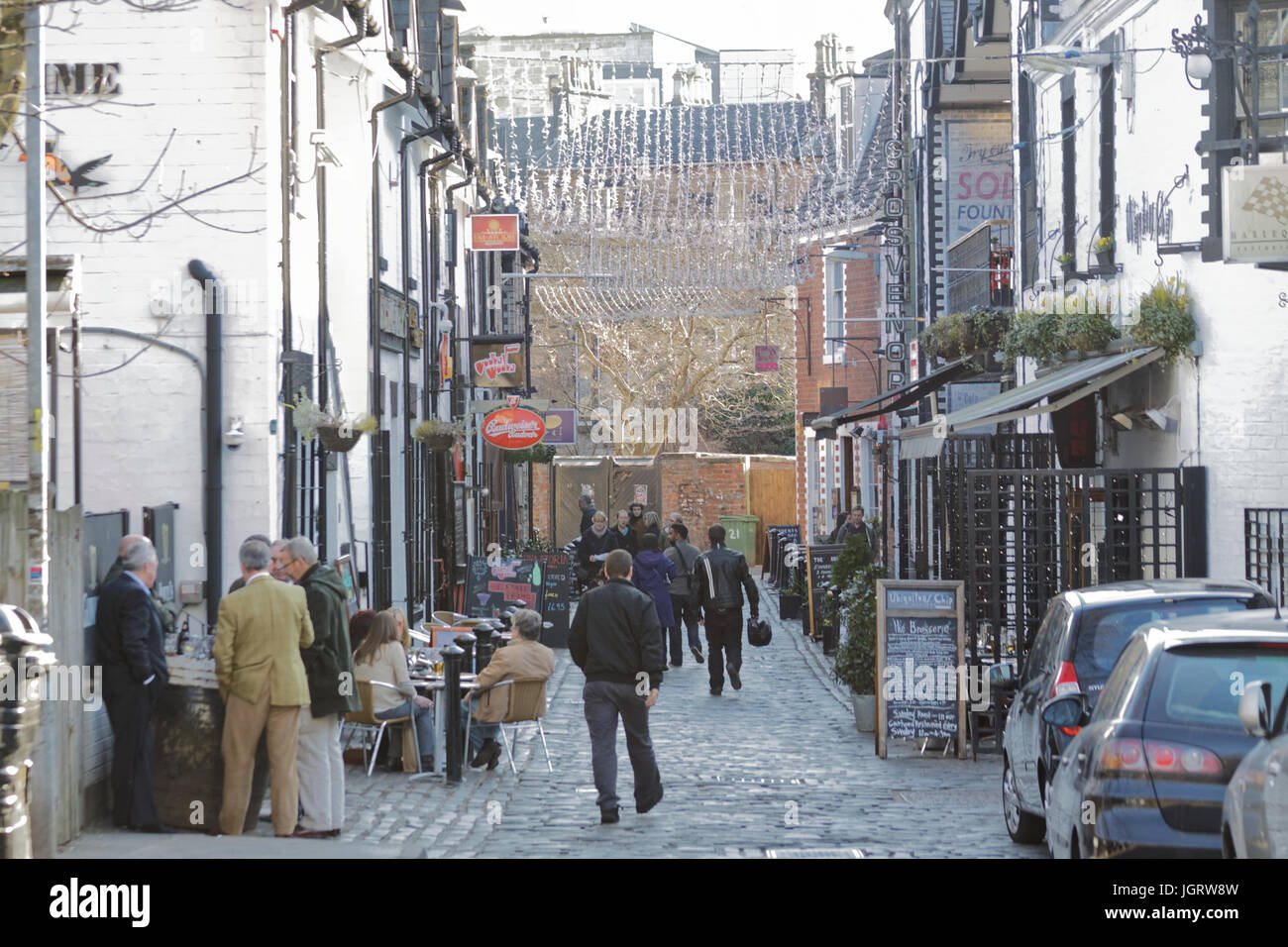 West End Glasgow Byres road lanes shopping and restaurants  Ashton Lane Stock Photo