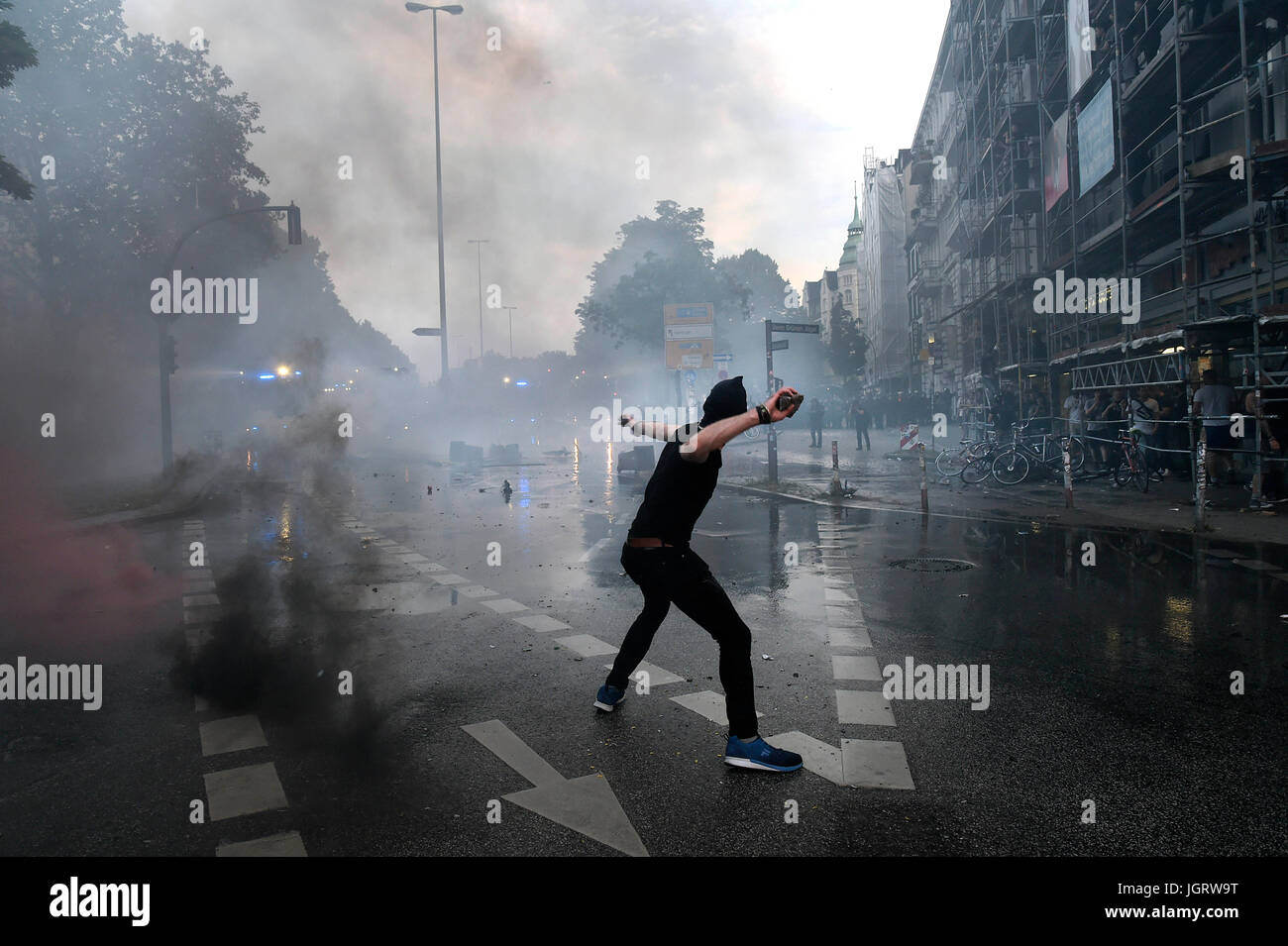 Europe, Germany, Hamburg, 07 July, 2017 : During the Summit g20 in Hamburg numerous demonstrations of various groups opposed to the summit resulted in Stock Photo