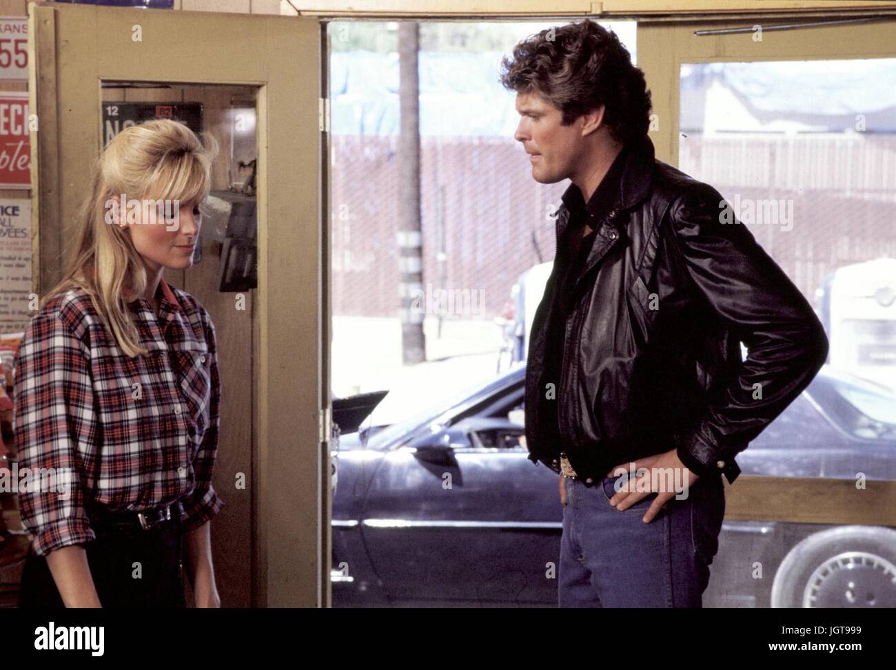 Knight Rider  TV Series 1982 - 1986 USA  Created by Glen A. Larson  Catherine Hickland, David Hasselhoff .  It is forbidden to reproduce the photograph out of context of the promotion of the film. It must be credited to the Film Company and/or the photographer assigned by or authorized by/allowed on the set by the Film Company. Restricted to Editorial Use. Photo12 does not grant publicity rights of the persons represented. Stock Photo