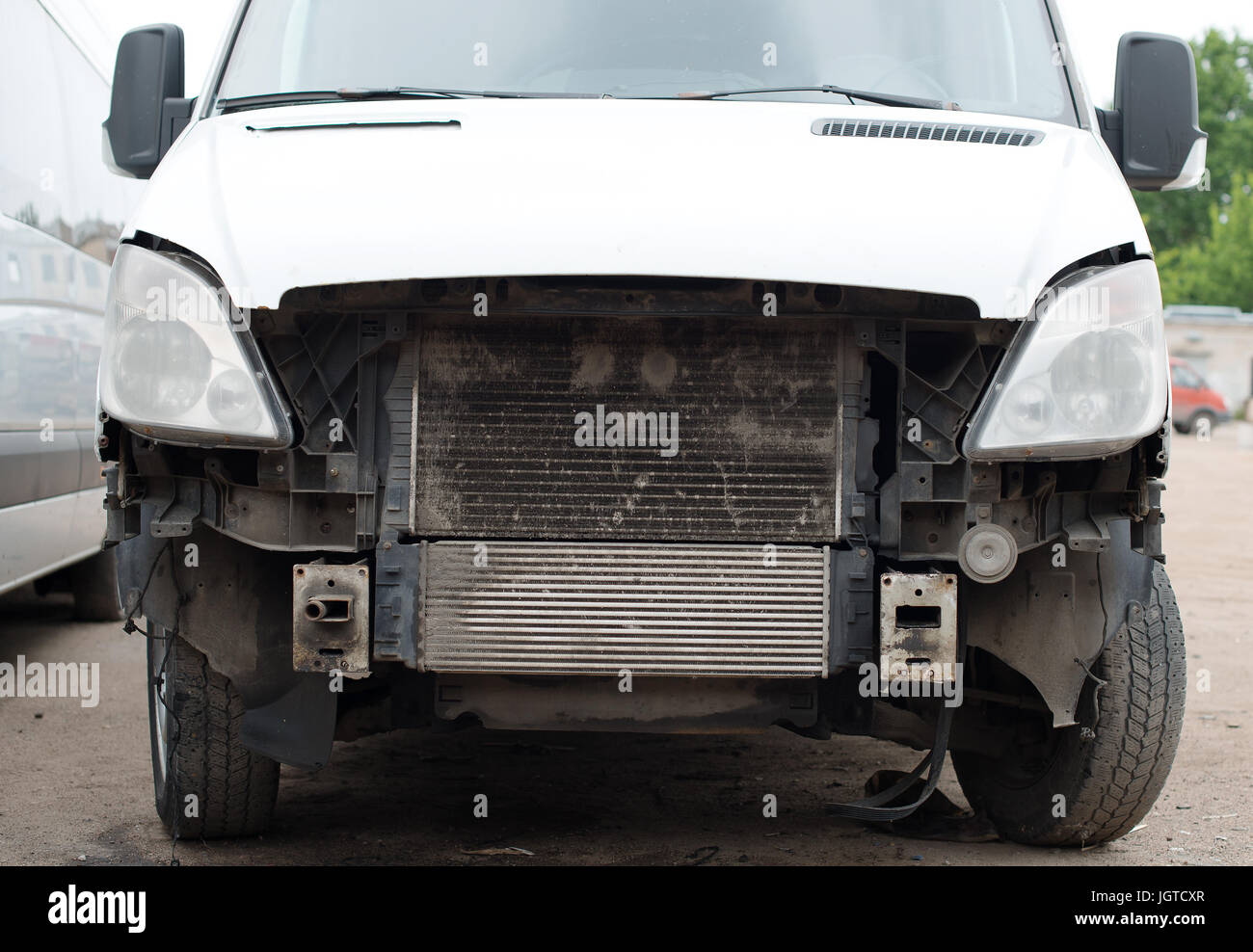 Afteraccident car on parking lot Stock Photo Alamy