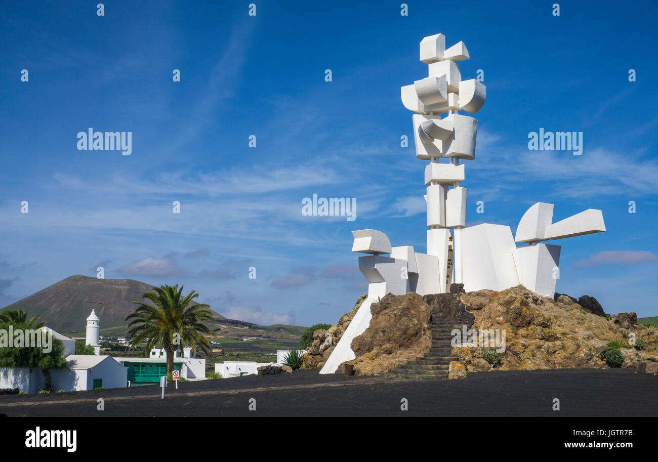 Monumento al Campesino, Monumento a la Fecundidad von César Manrique, San Bartolome, Lanzarote, Kanarische Inseln, Europa | Monumento al Campesino, Mo Stock Photo