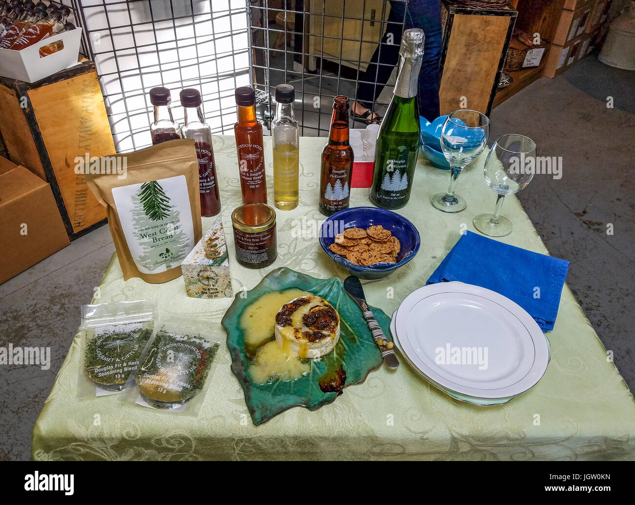 New buds on trees hires stock photography and images Alamy