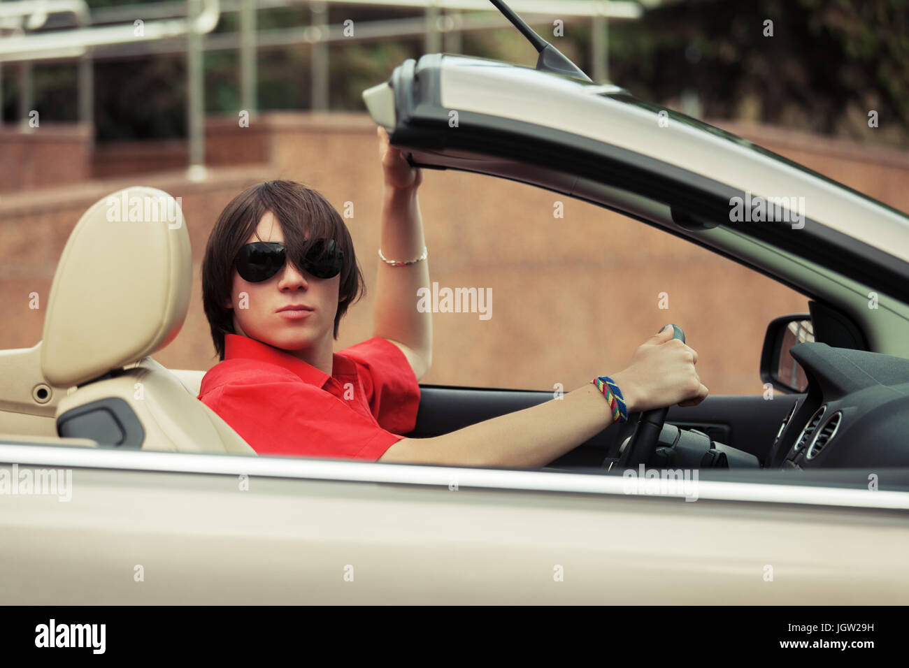 Driving convertible car hi-res stock photography and images - Alamy