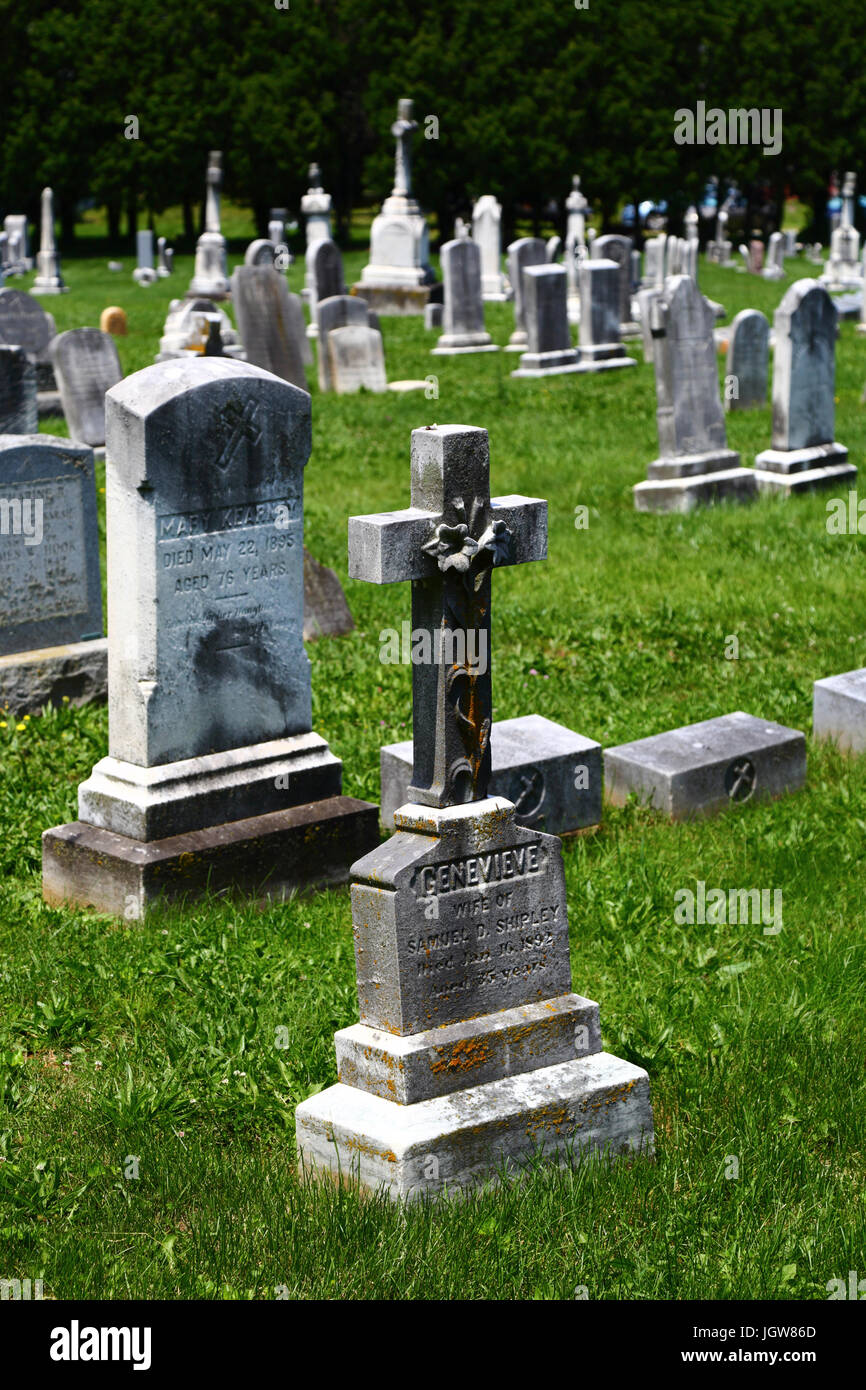 Tombstones in cemetery in Westminster, Carroll County, Maryland, USA Stock Photo