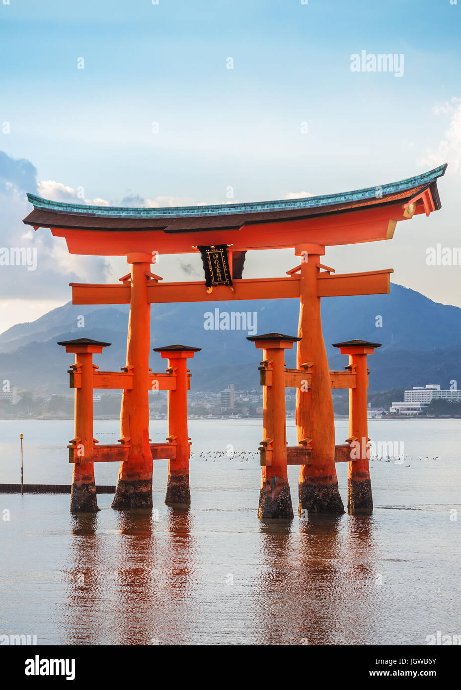 Great floating gate (O-Torii) on Miyajima island near Itsukushima ...