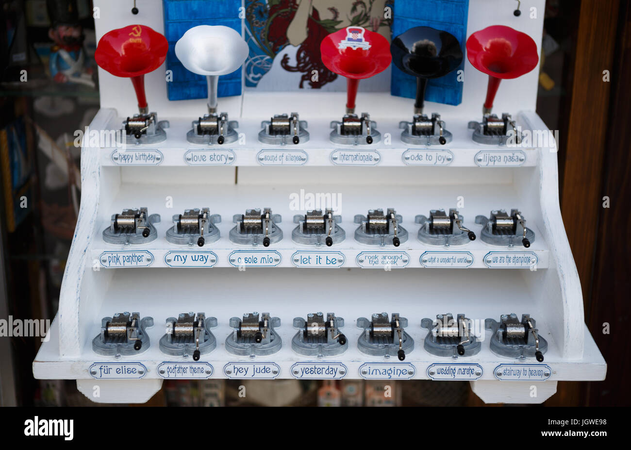 popular music box