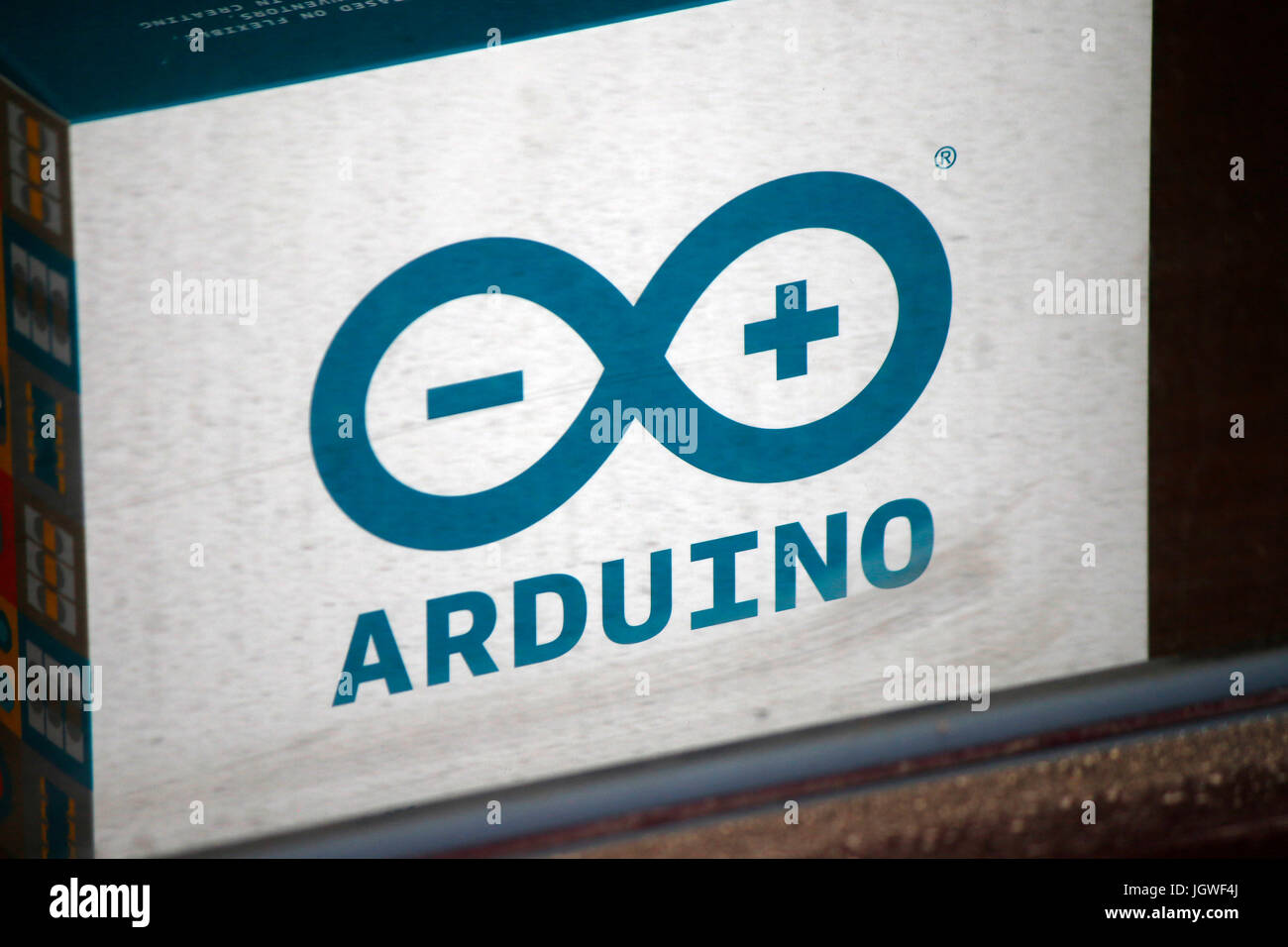 Arduino logo hi-res stock photography and images - Alamy