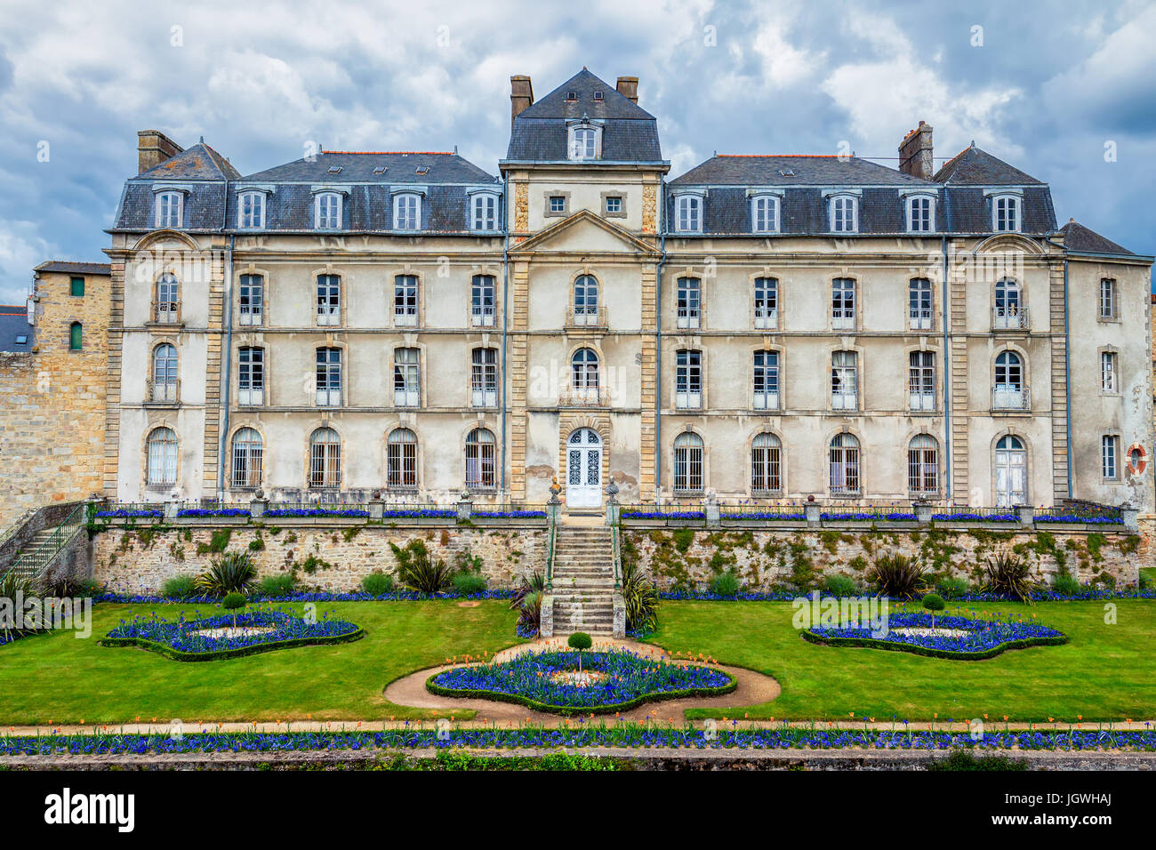 Chateau de l'Hermine is an old fort built in the castle vanished city walls of Vannes, Brittany (Bretagne) France. Stock Photo