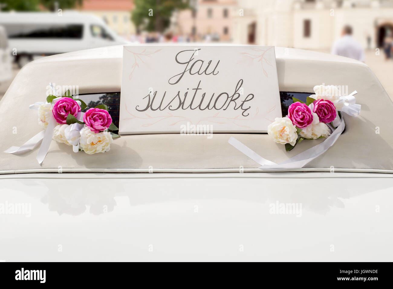 Wedding car decoration hi-res stock photography and images - Page 6 - Alamy