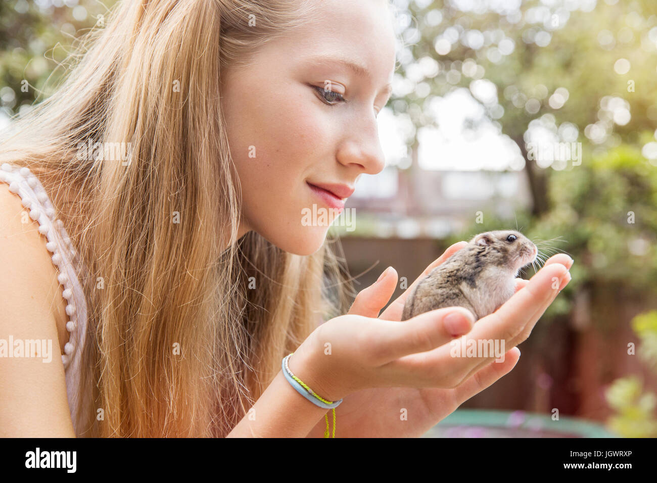 x hamster teenage home voyeur