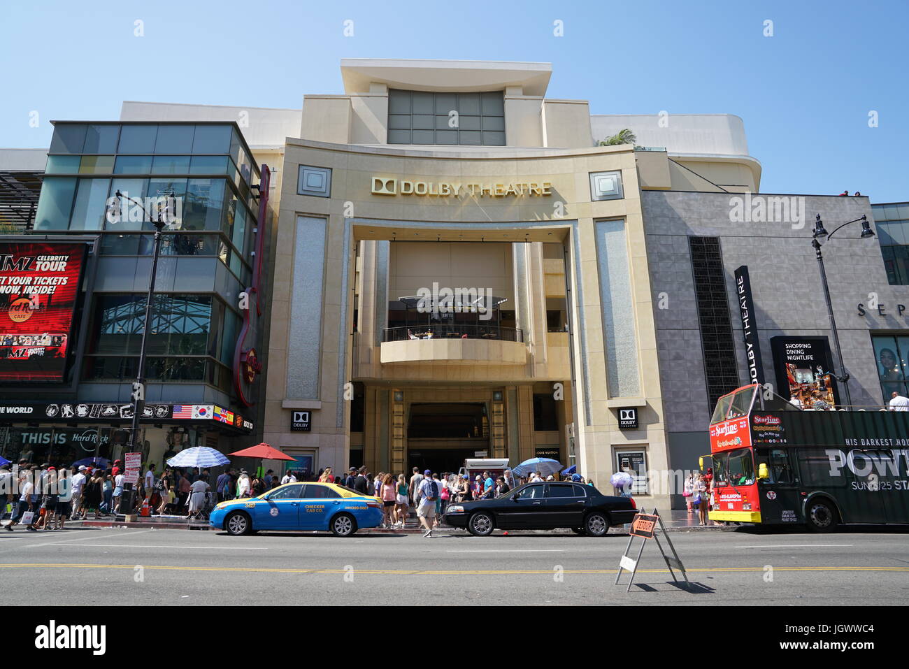 Dolby Theatre on Hollywood Boulevard and Highland Avenue Stock Photo Alamy