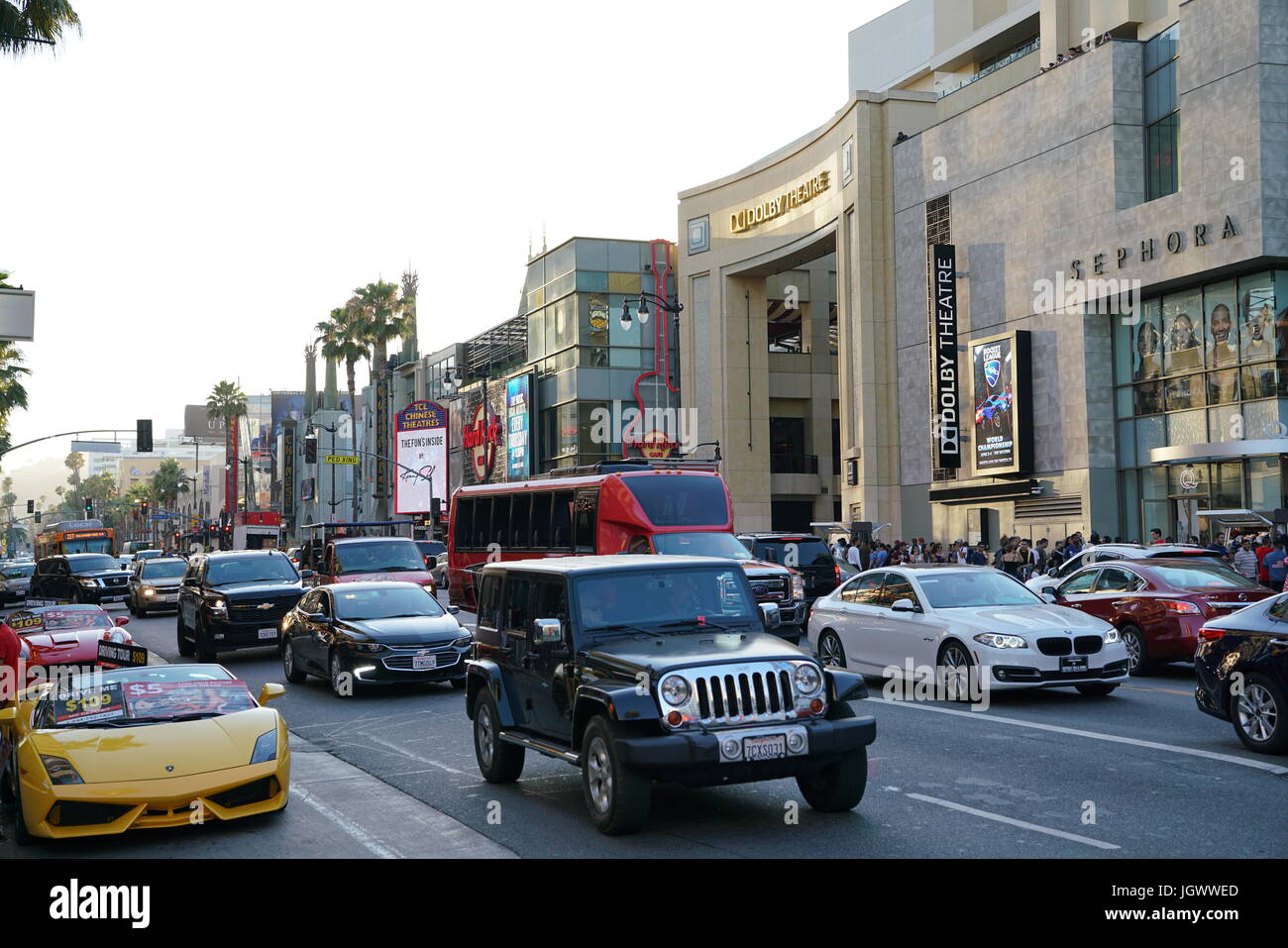 Dolby Theatre on Hollywood Boulevard and Highland Avenue Stock Photo Alamy
