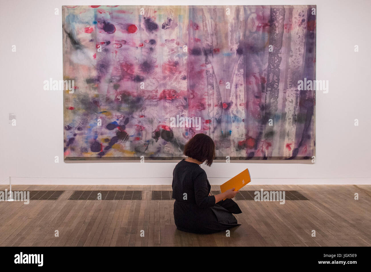 London, UK. 11th Jul, 2017. April 4 by Sam Gilliam - Soul of a Nation: Art in the Age of Black Power, Tate Modern's new exhibition exploring what it meant to be a Black artist during the Civil Rights movement. The exhibition is at Tate Modern from 12 July – 22 October 2017. Credit: Guy Bell/Alamy Live News Stock Photo