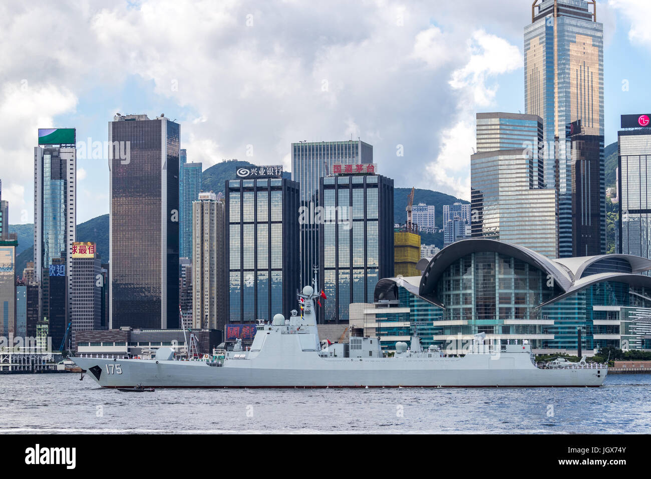 Victoria Harbour, Hong Kong. 11th June, 2017. Yinchuan (number 175) missile destroyer acrossed Victoria harbour of Hong Kong returning naval base in mainland of China. Credit: Earnest Tse/Alamy Live News Credit: Earnest Tse/Alamy Live News Stock Photo
