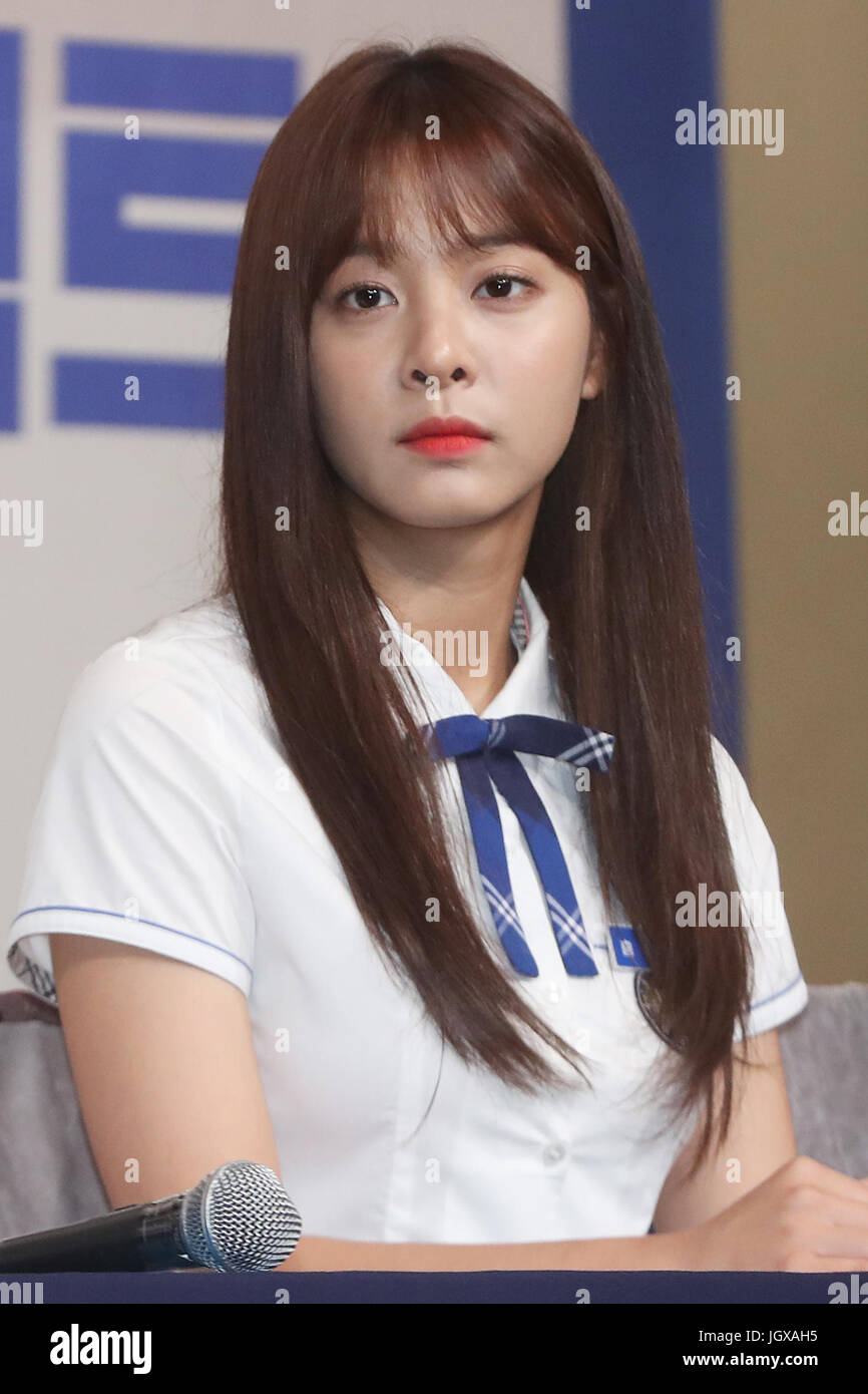 S Korean Actress Seol In Ah South Korean Actress Seol In Ah Who Stars In The New Drama School 2017 Poses For A Photo During A Publicity Event In Seoul On July 11 2017