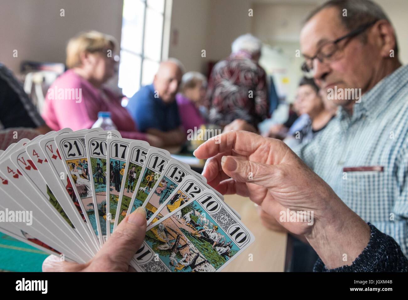 CARD GAME,OLD AGE Stock Photo Alamy