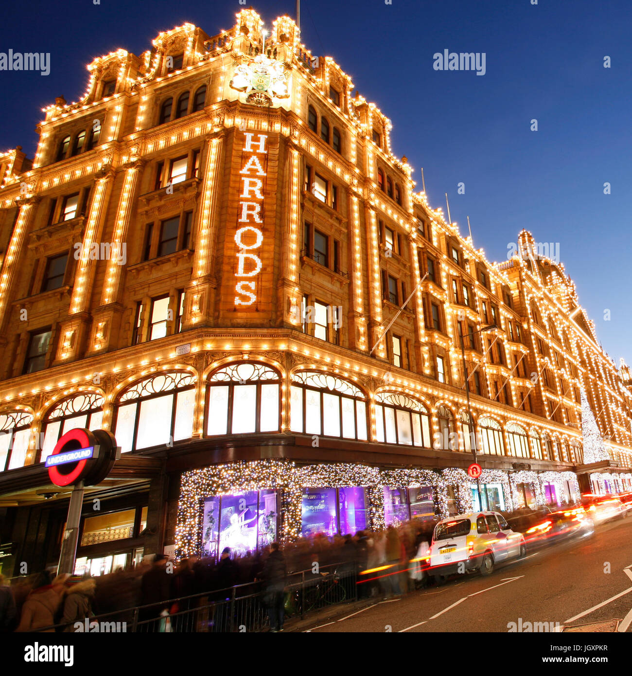 London Dec 8 Night View Of Harrods With Christmas Decoration