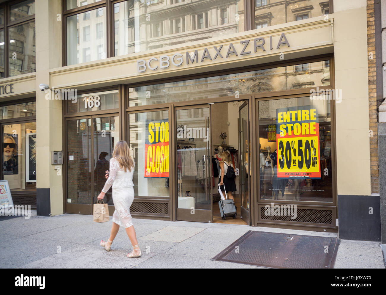 Bcbg max azria store on hi res stock photography and images Alamy