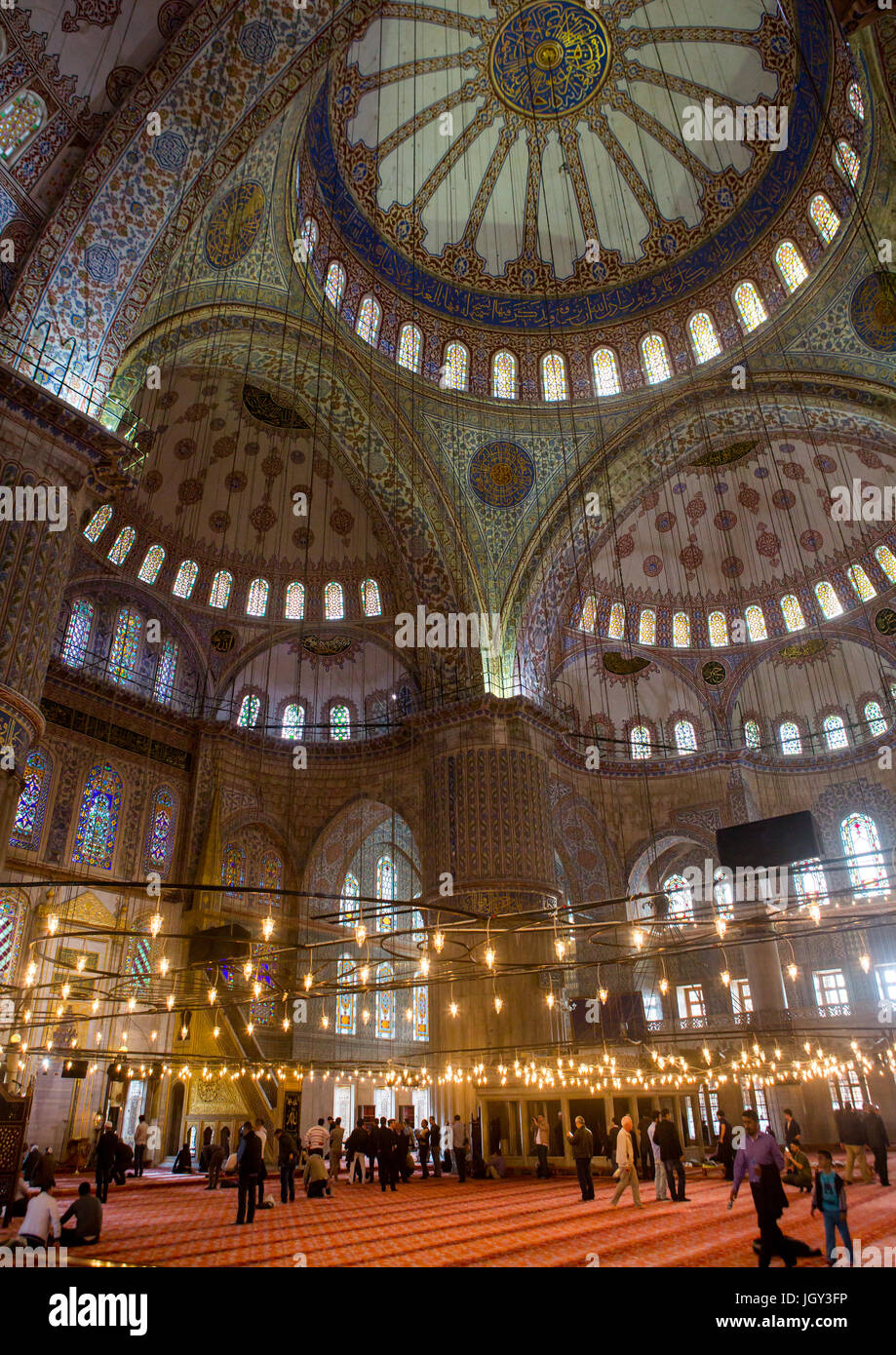 The Blue mosque sultan Ahmet Camii, Sultanahmet, istanbul, Turkey Stock ...