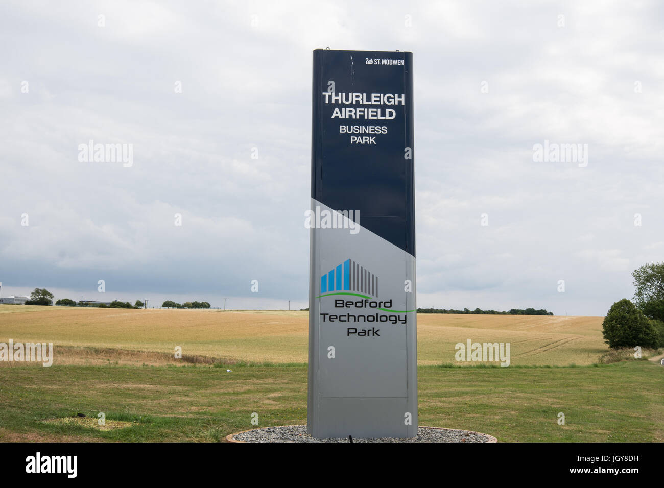 Thurleigh Airfield Bedfordshire England Hi-res Stock Photography And ...