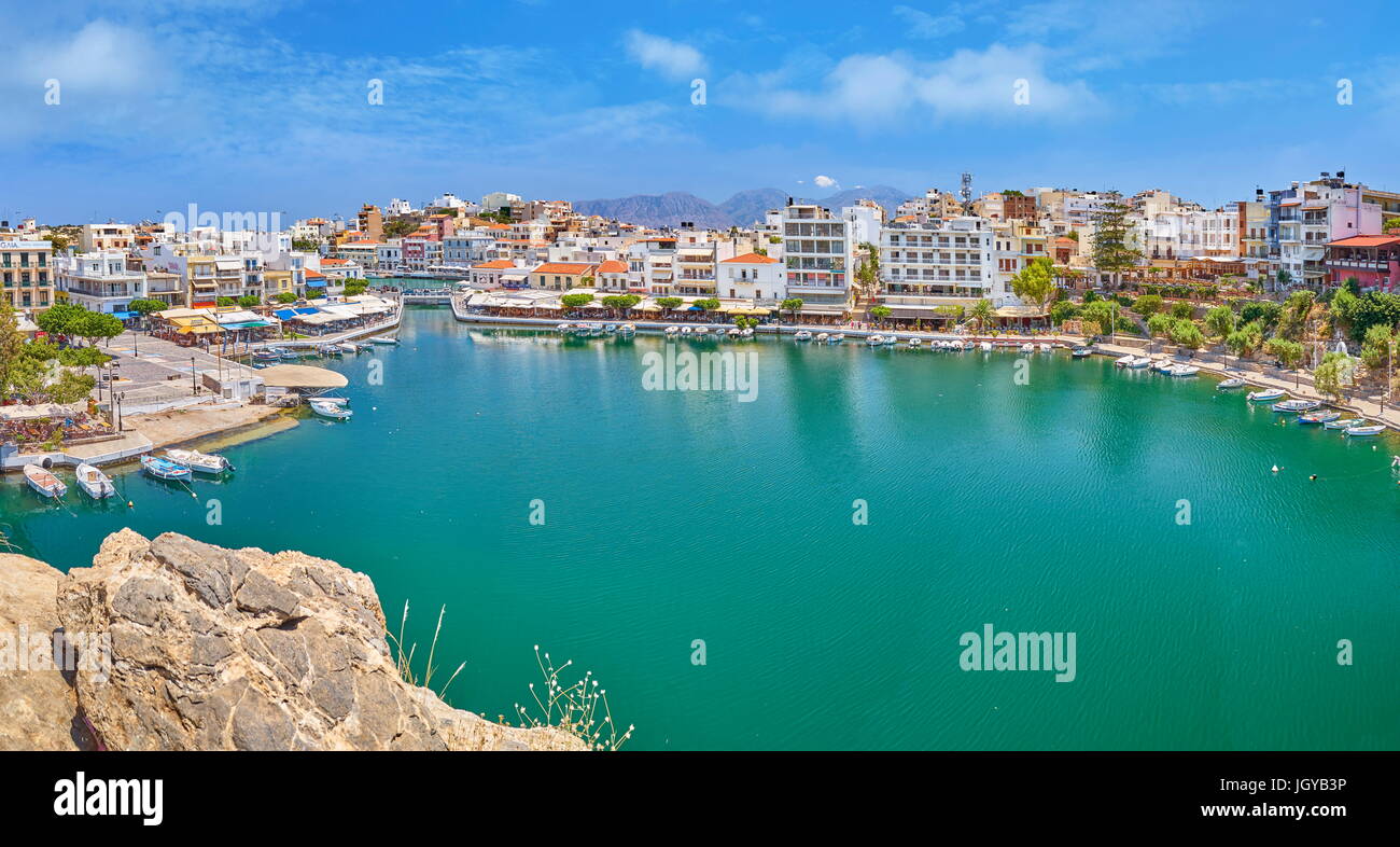 Lake Voulismeni, Agios Nikolaos, Crete Island, Greece Stock Photo - Alamy