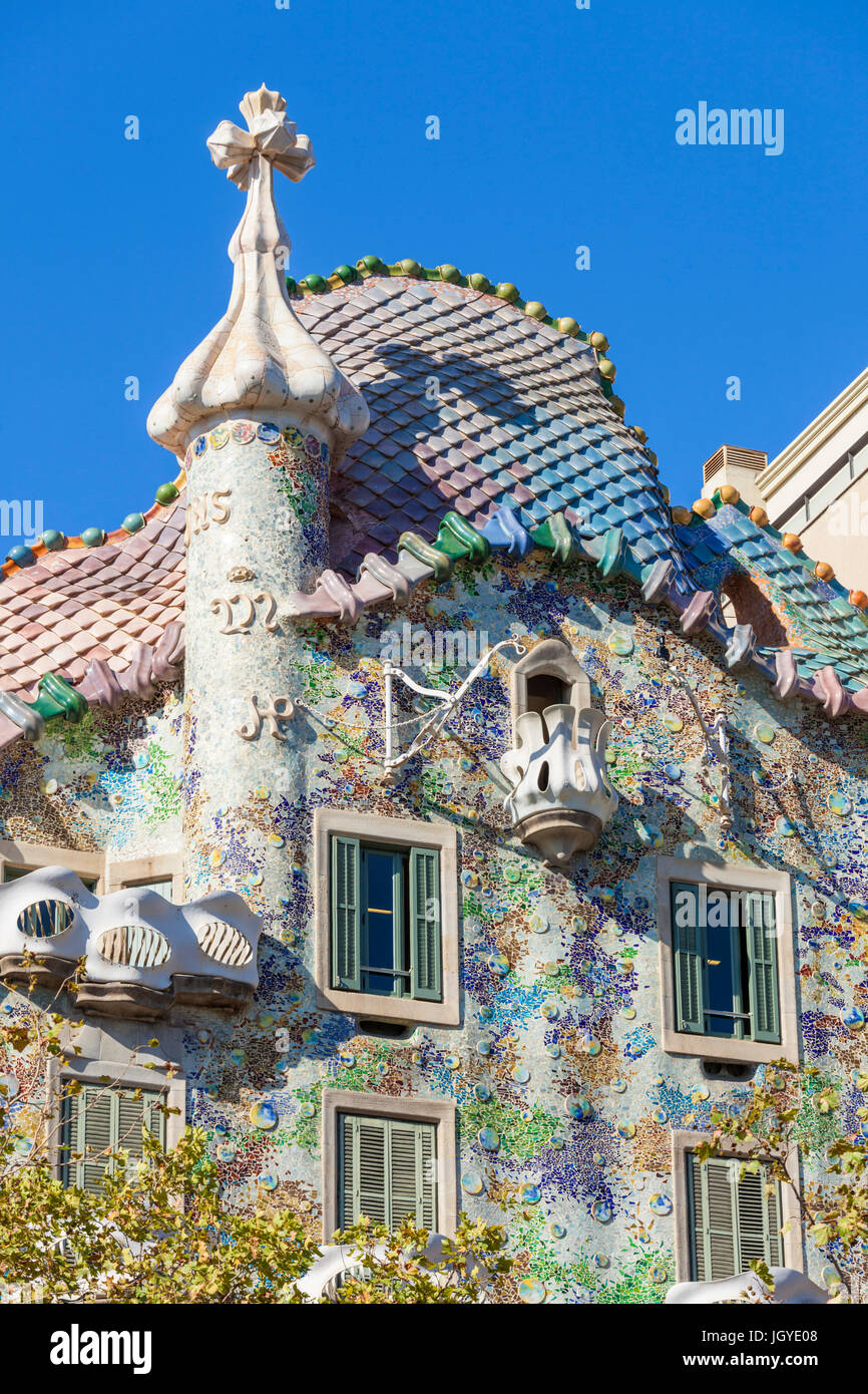 Barcelona Catalunya View of the mosaic tiled exterior facade of  Casa Batllo designed by architect Antoni Gaudi barcelona spain eu europe Catalonia Stock Photo