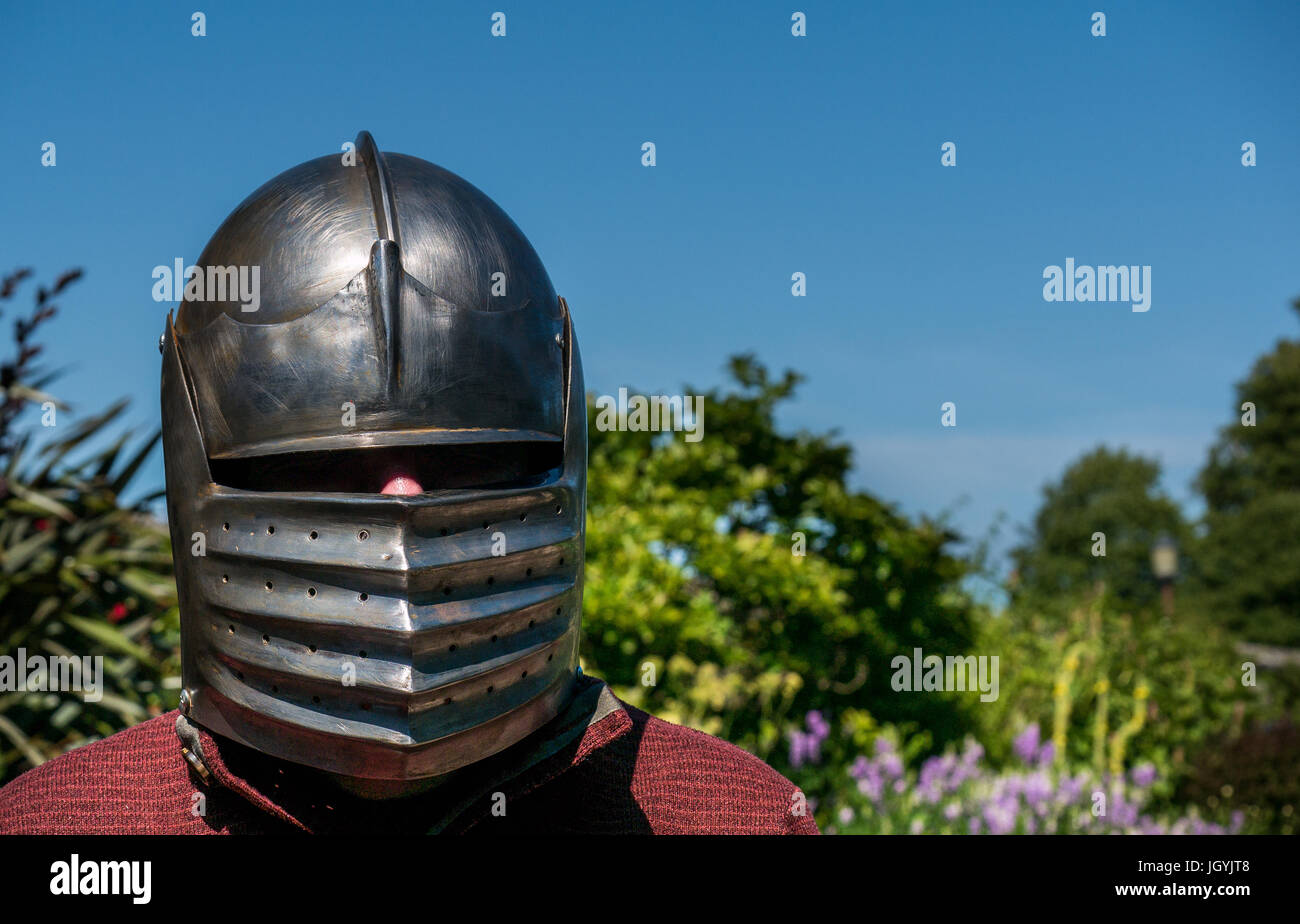 Medieval helmet visor hi-res stock photography and images - Alamy