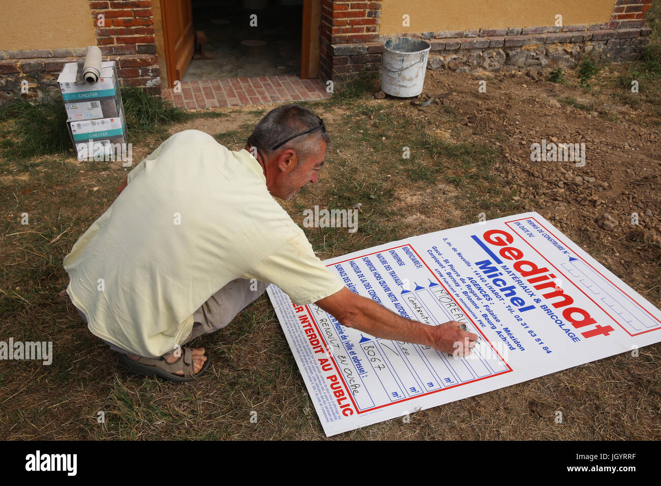 Notice sign hi-res stock photography and images - Alamy