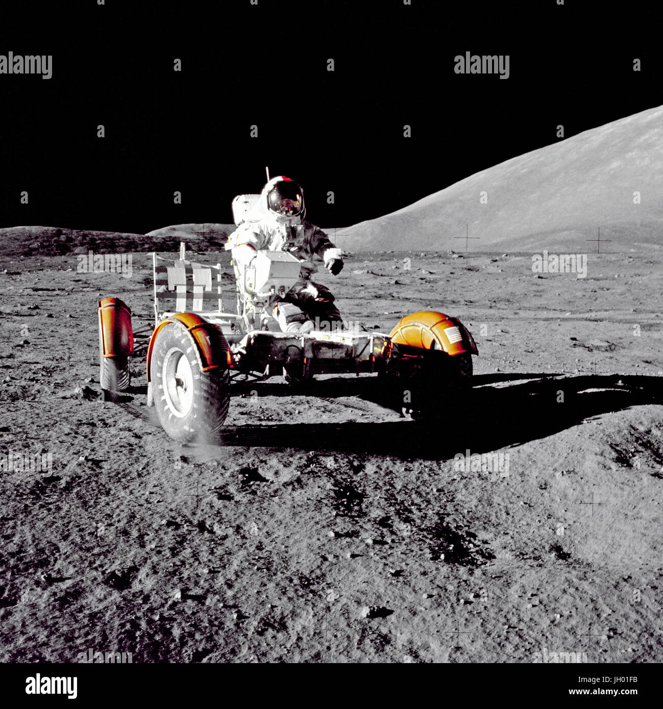 Astronaut Eugene A. Cernan, Apollo 17 mission commander, makes a short ...