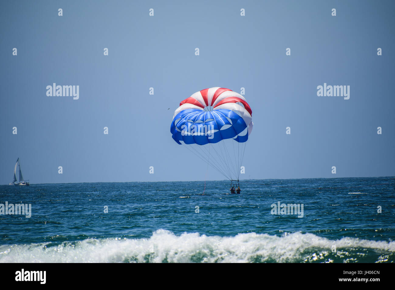 Asian cart for transportation around the city Stock Photo - Alamy