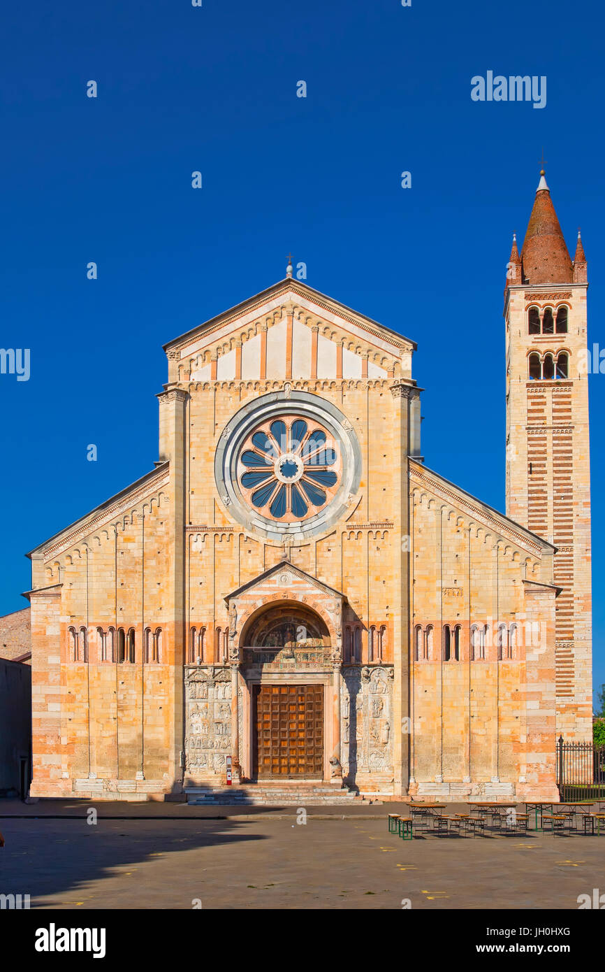 San Zeno Basilica in Verona Stock Photo Alamy