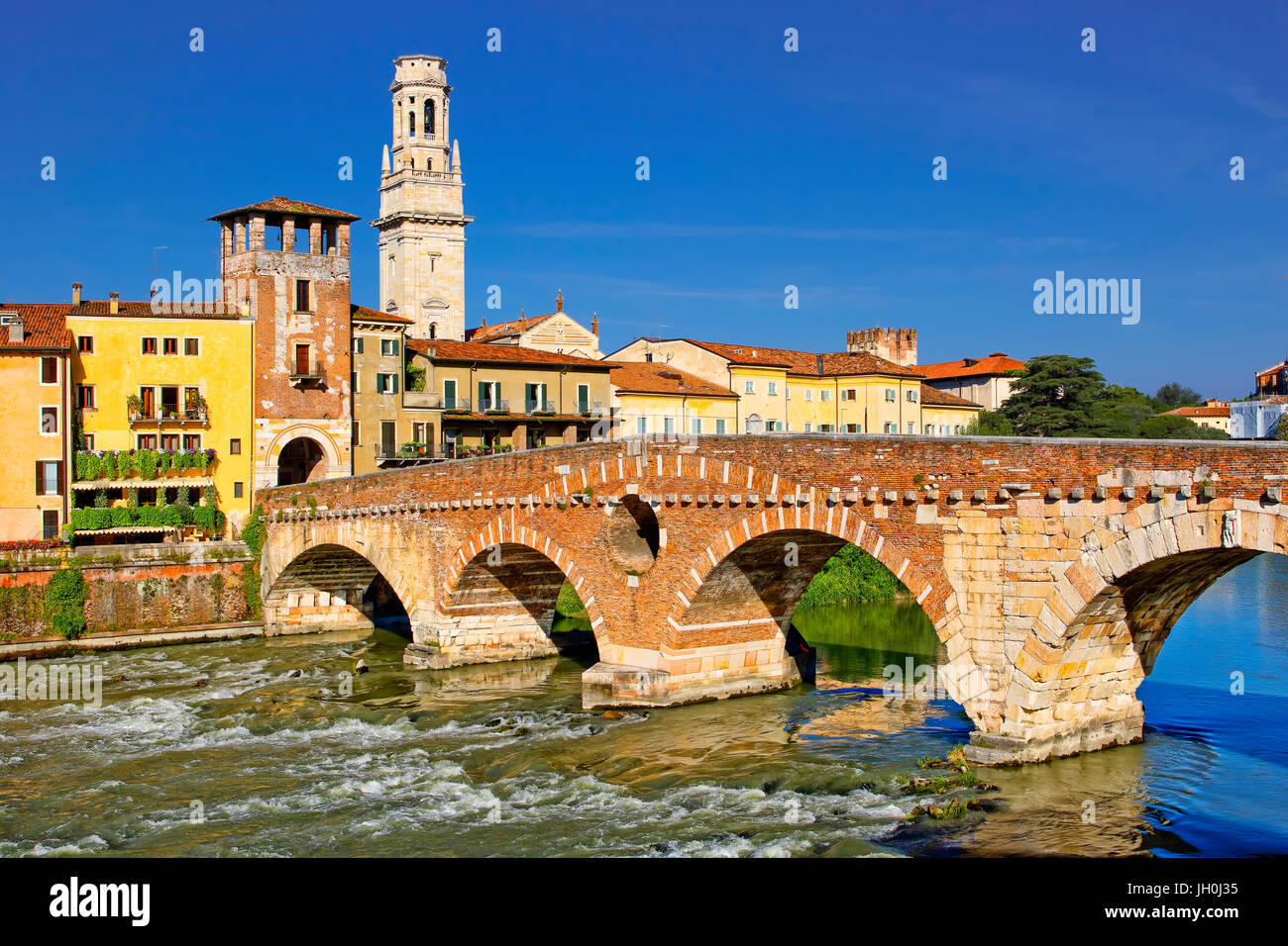 Adige river verona hi-res stock photography and images - Alamy