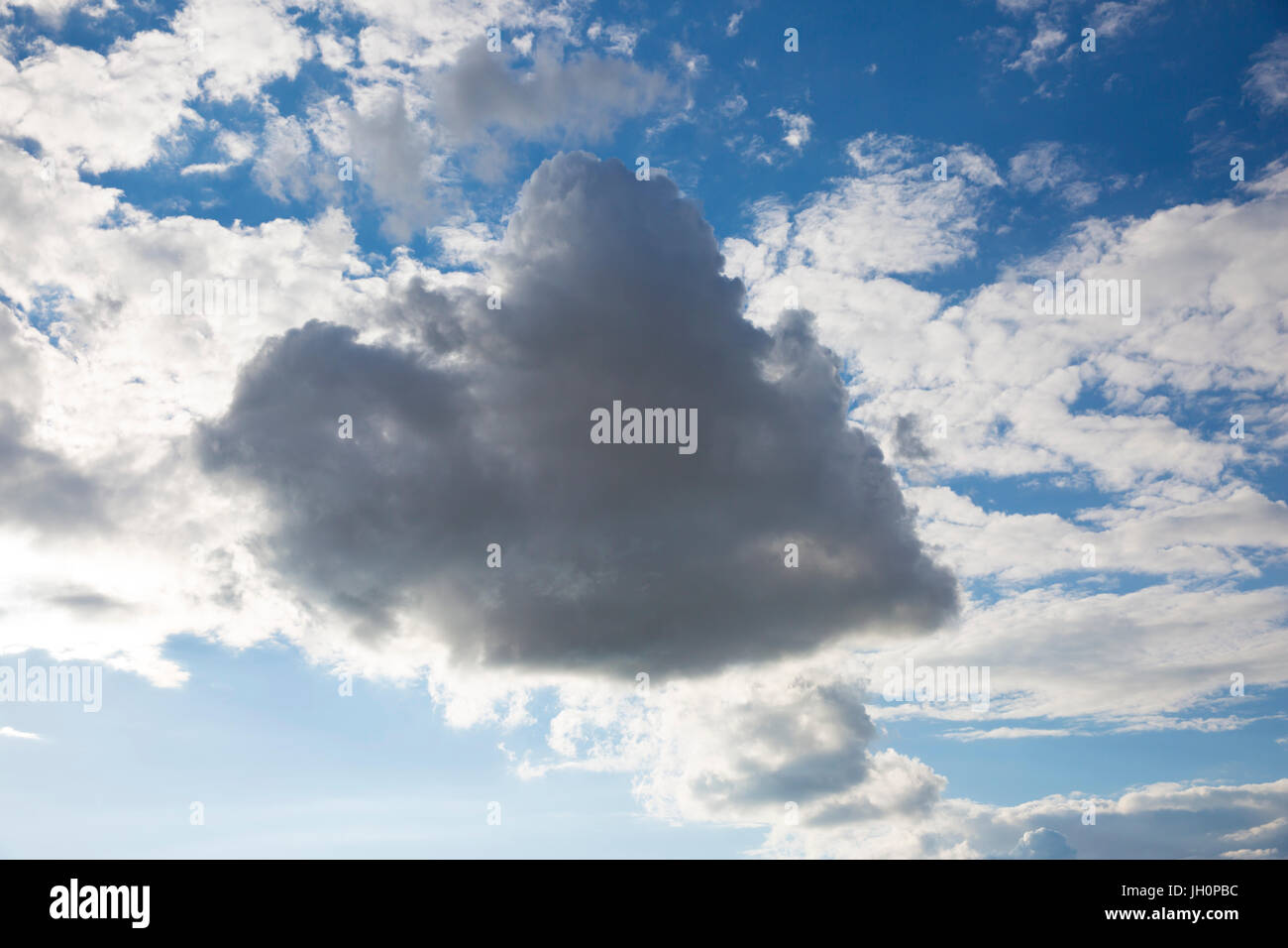 Wolke in Herzform, Österreich Stock Photo