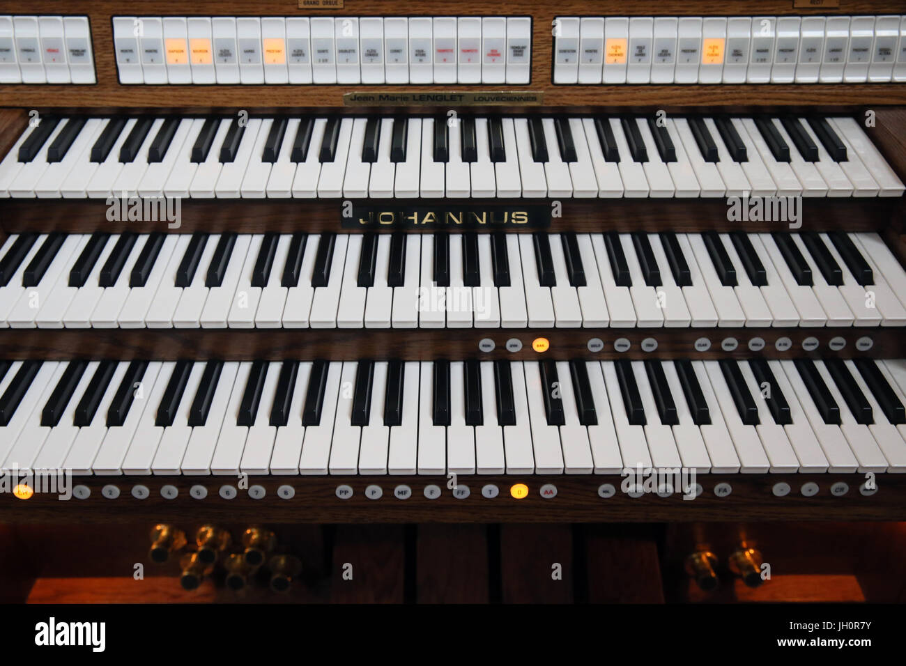 Electric Org Instrument Electric organ. France Stock Photo - Alamy