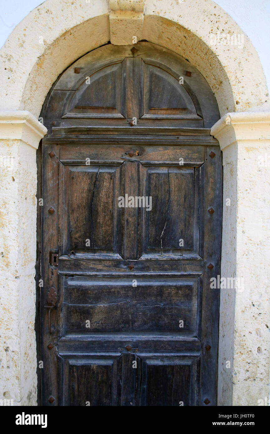Bionnay baroque chapel.  Old door.  France. Stock Photo