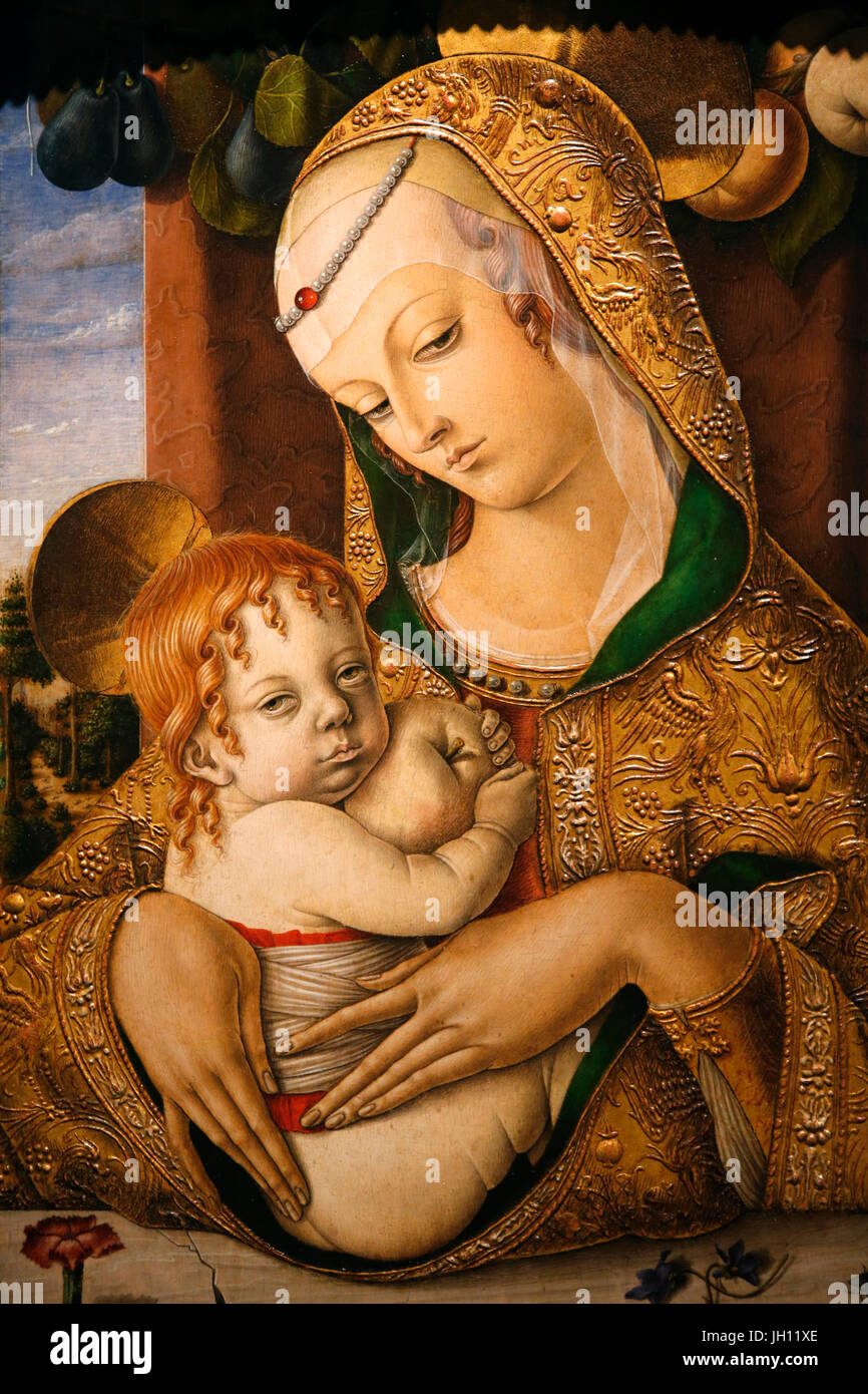 The Victoria and Albert Museum. The Virgin and child. About 1480. Carlo Crivelli. Italy, Ascoli Piceno (Marche). Tempera on panel. United kingdom. Stock Photo