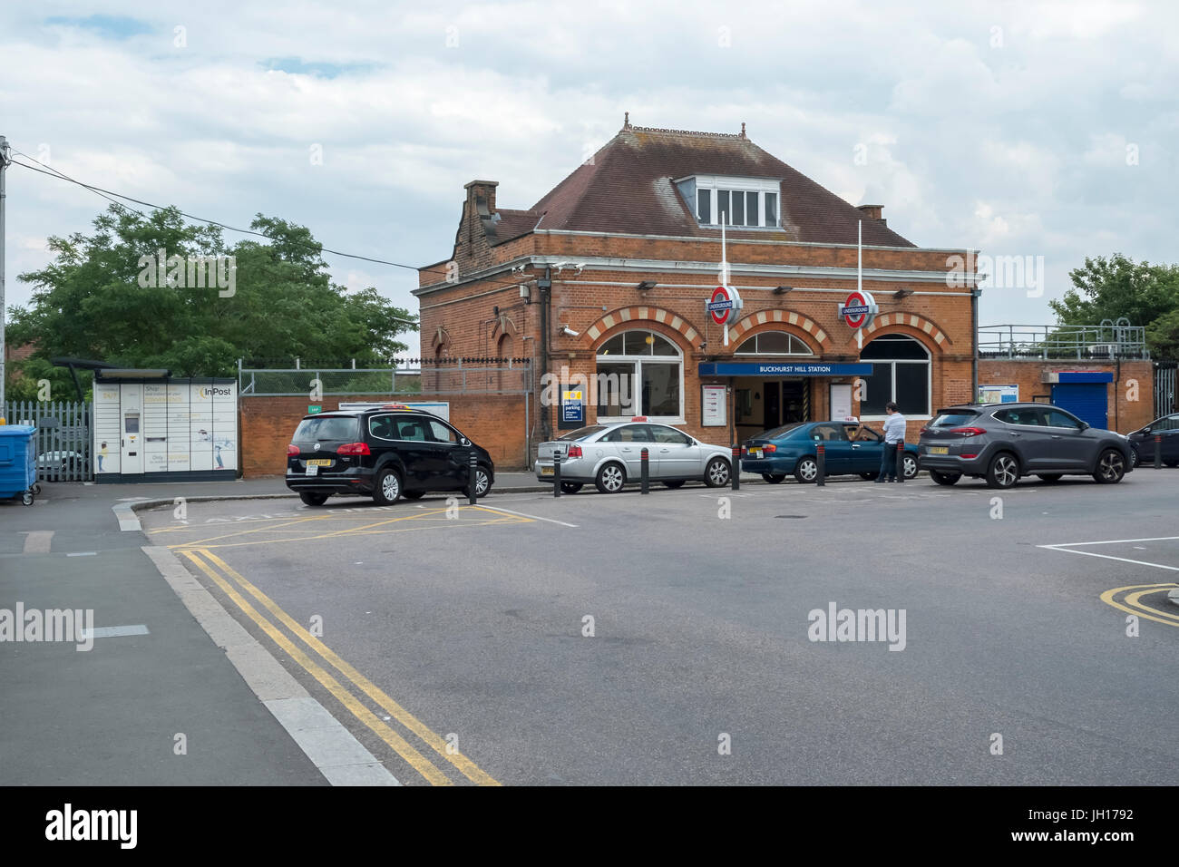 Buckhurst Hill station Stock Photo Alamy