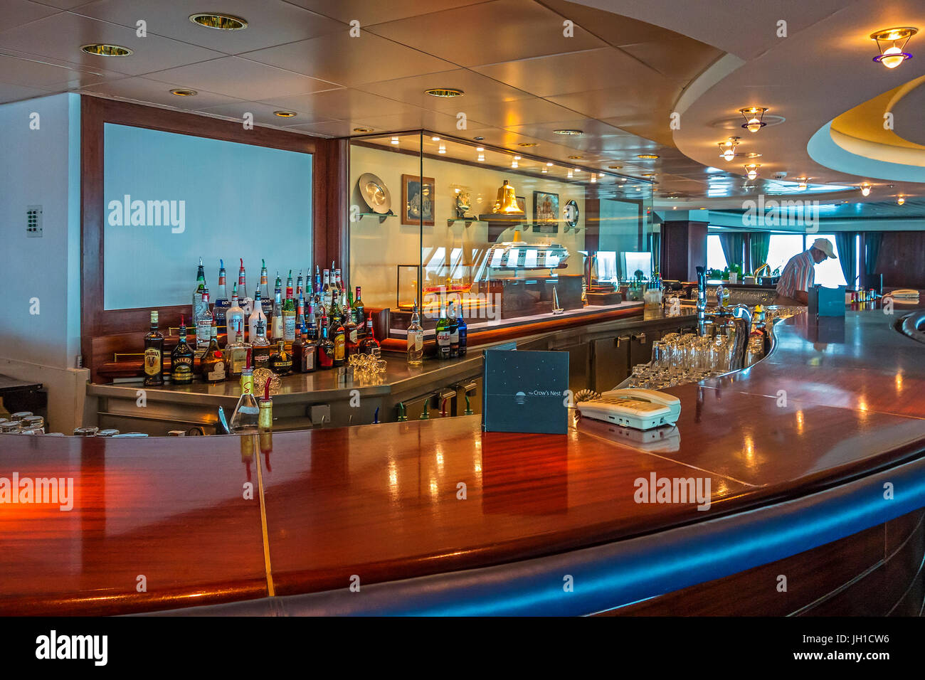 The Crows Nest MS Oriana P&O cruises Ship Stock Photo - Alamy