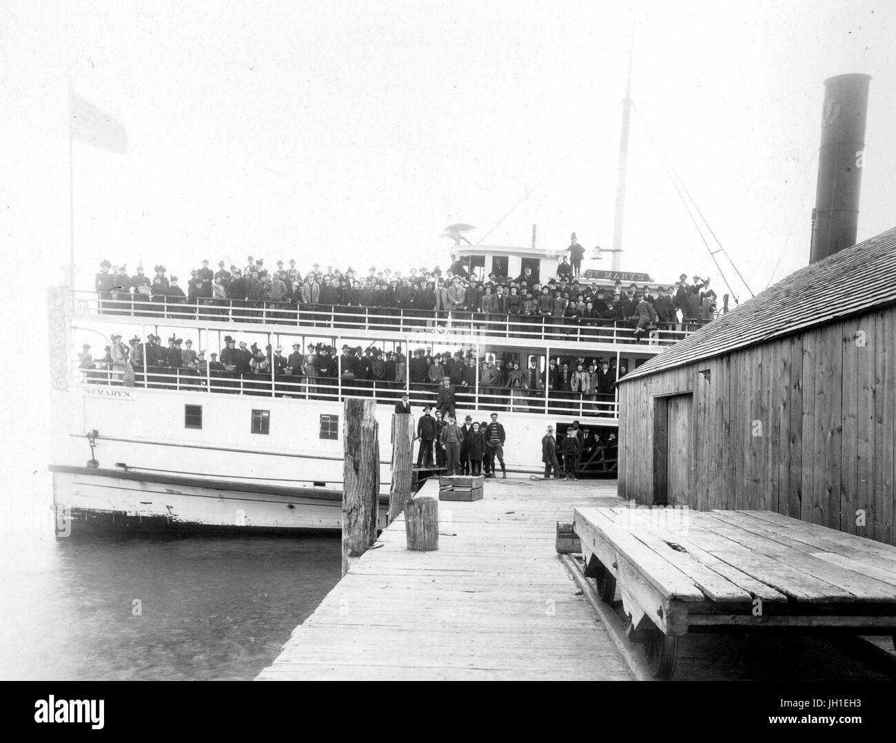 The members of the Teachers Scientific Course on a boat at Plum Point
