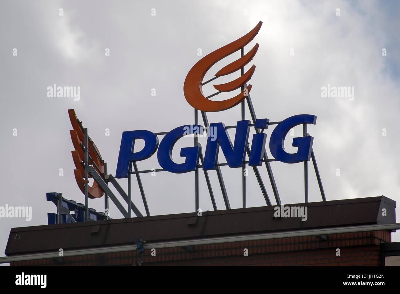 Polish Petroleum and Gas Mining (Polskie Gornictwo Naftowe i Gazownictwo PGNiG) in Warsaw, Poland. 6 April 2017  © Wojciech Strozyk / Alamy Stock Phot Stock Photo