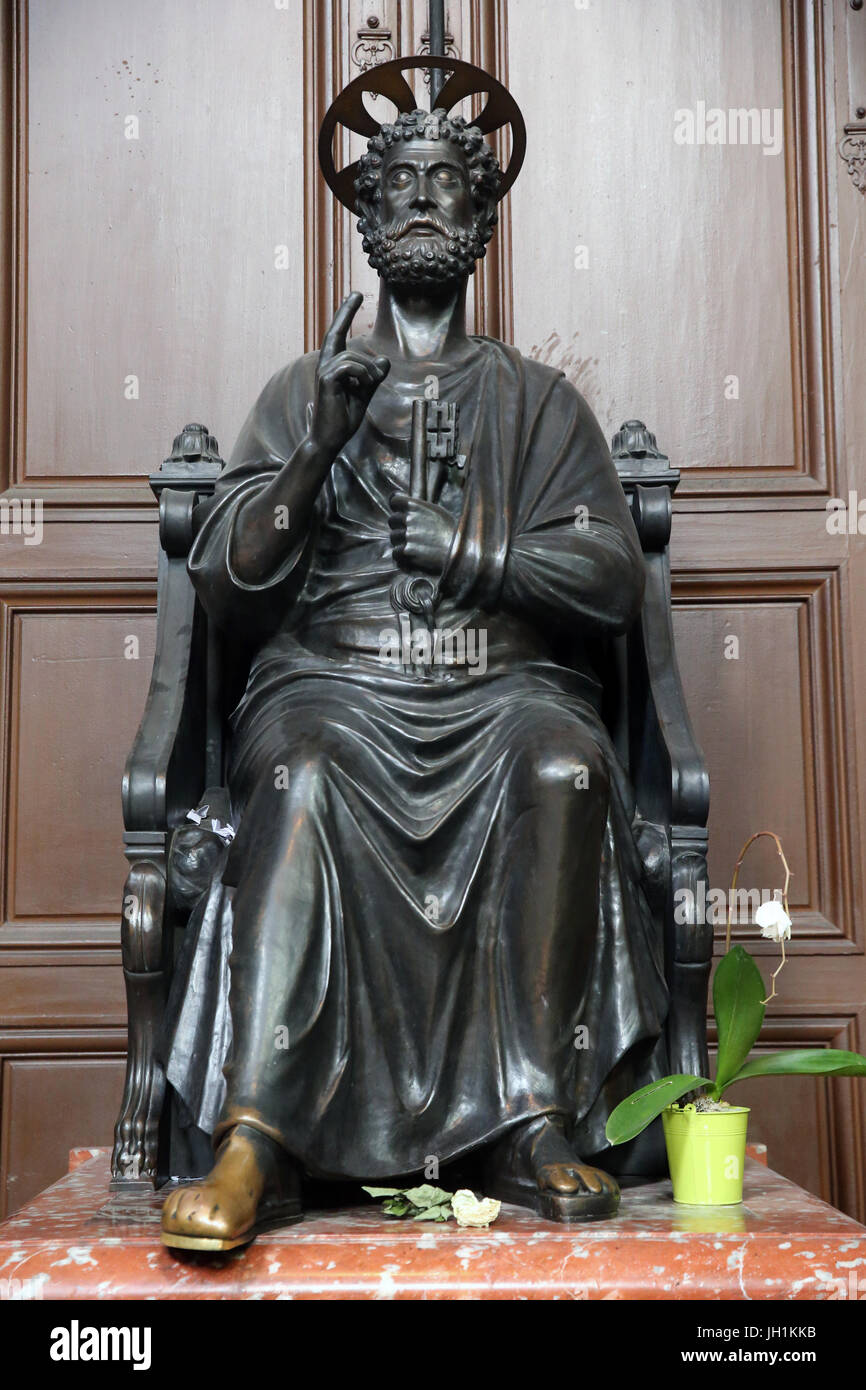 Paris church saint peter hi res stock photography and images Alamy