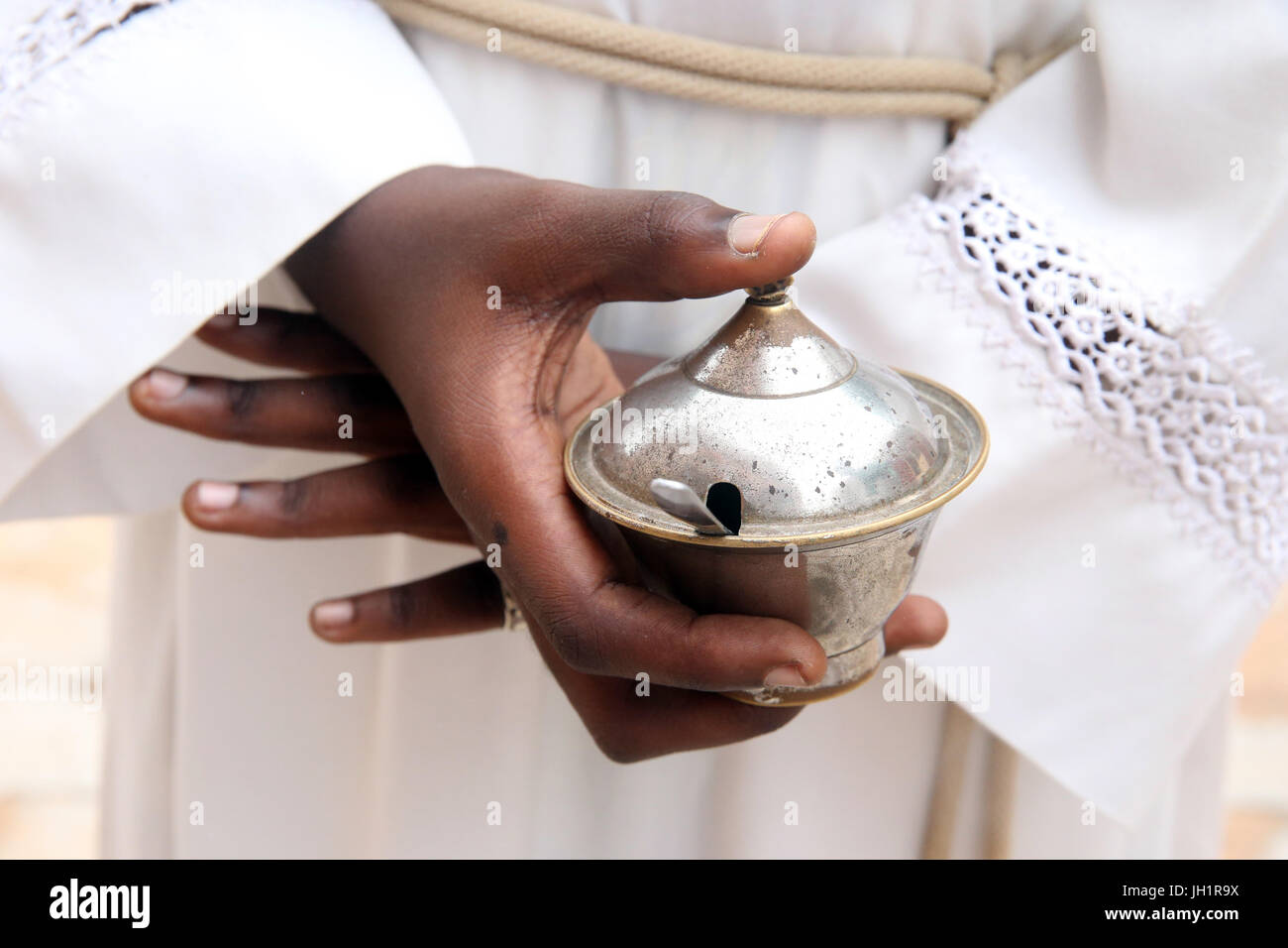 Altar of incense hires stock photography and images Alamy