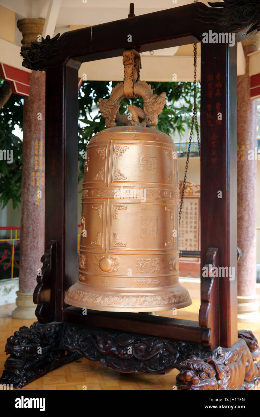 Quan The Am Bo Tat  temple (Pagoda of Avalokitesvara Bodhisattva). Buddhist bell.  Vung Tau. Vietnam. Stock Photo