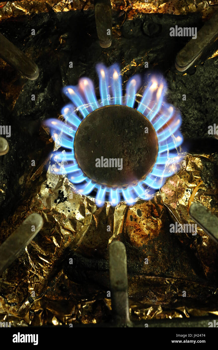 Gas stove hires stock photography and images Alamy
