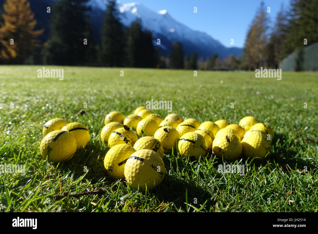 Yellow balls hires stock photography and images Alamy