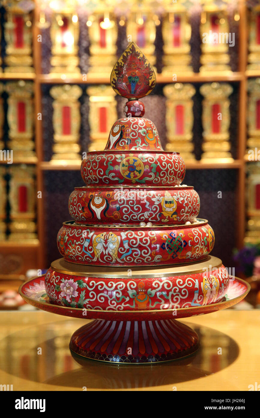 Buddha Tooth Relic Temple in Chinatown. Ancestral hall. Ancestral tablets.  Singapore. Stock Photo