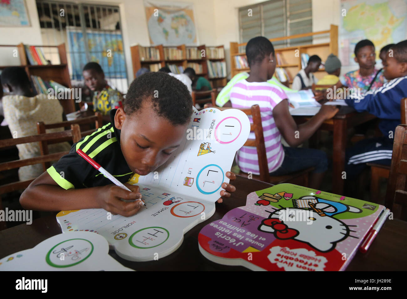 African school sponsored by french NGO : la Chaine de l'Espoir. The library. Lome. Togo. Stock Photo